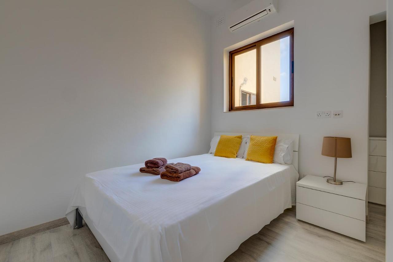 Modern Apartment In The Best Area Of Sliema Exterior photo